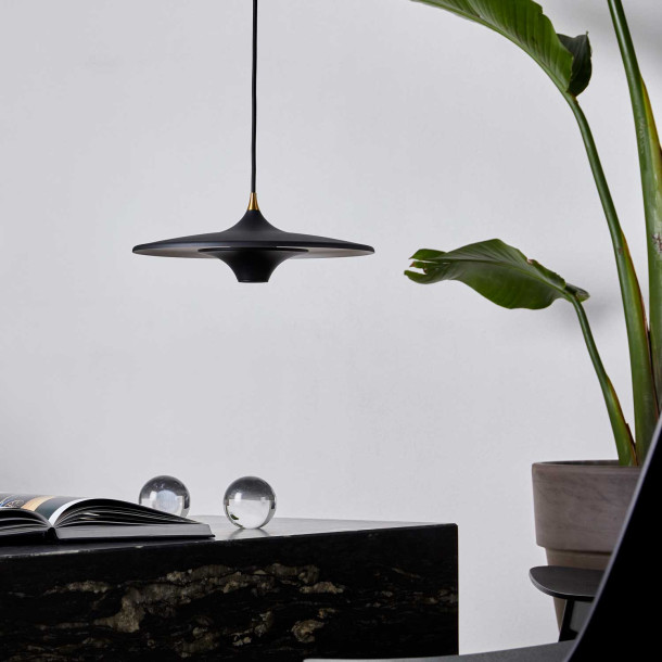 Moja Black Pendant Light By Loom Design Lampefeber