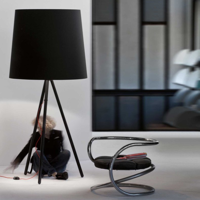 Eva XG Floor Lamp
