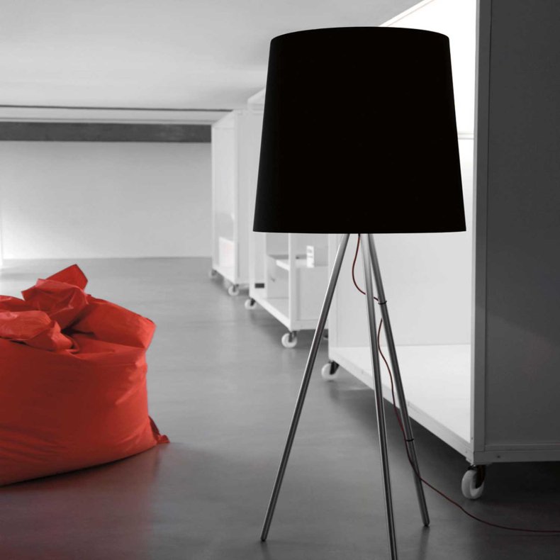 Eva XG Floor Lamp