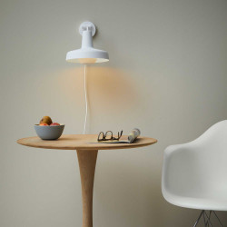 Arigato Extra Short Wall Light