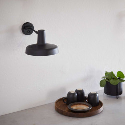 Arigato Extra Short Wall Light