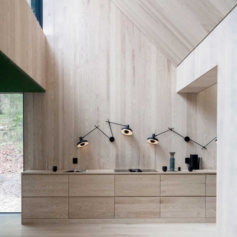 Arigato 2 Wall Light