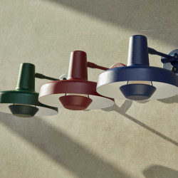 Arigato Colours Extra kort Vgglampa