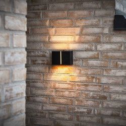 Ask IP65 svart V&auml;gglampa