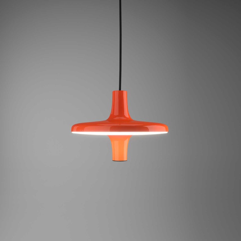 Avro J Pendant Light