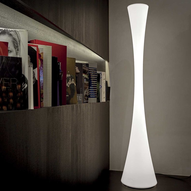 Biconica Pol Udendrs Gulvlampe