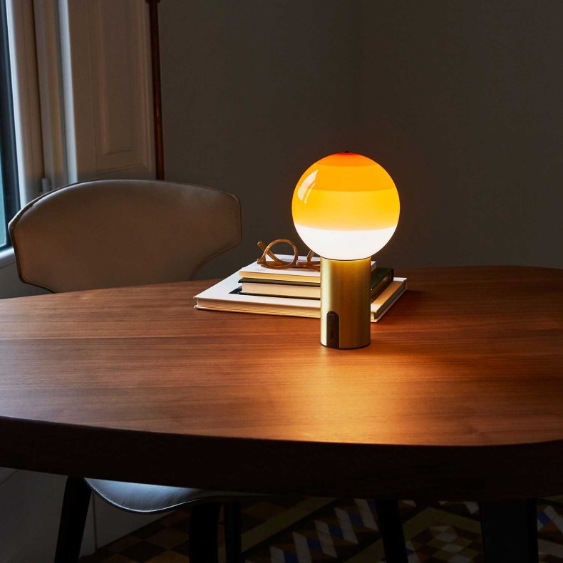 Dipping Light Portable Table Lamp