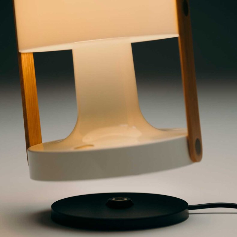 FollowMe Glossy Bordlampe