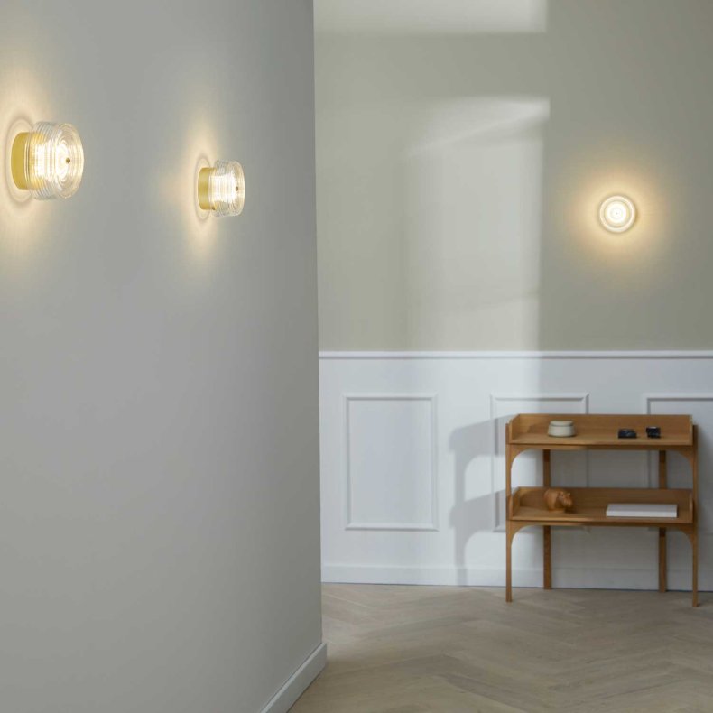 Glow Matt Gull Vegglampe