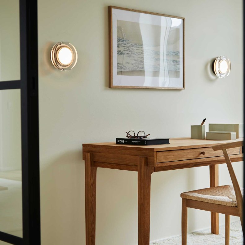 Hugo Svart/Klar V�gglampa