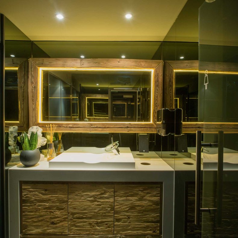 Idown IP54 Downlight