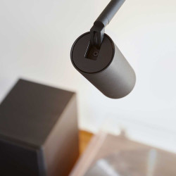 Iris Svart Tak/Vggspotlight