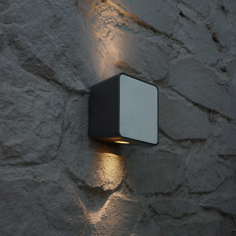 Lab 2 Utomhus Vgglampa