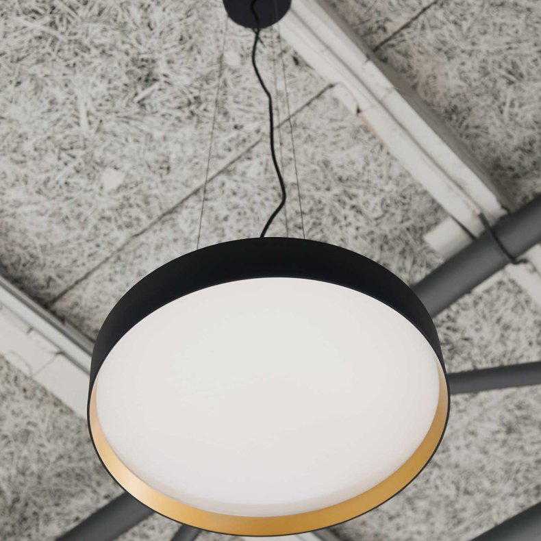 Lucia Sort Guld �45 Loftlampe