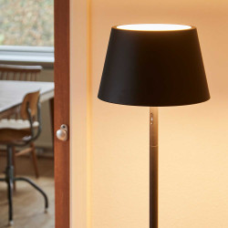 Modi Svart Golvlampa