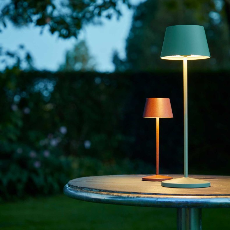 Modi Micro Corten Table Lamp