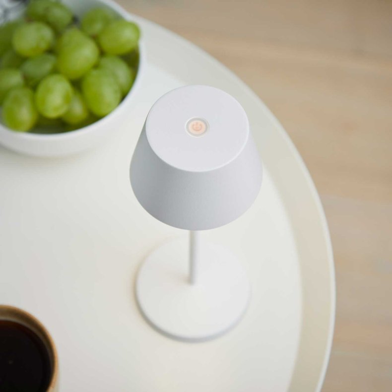 Modi Micro Hvit Bordlampe