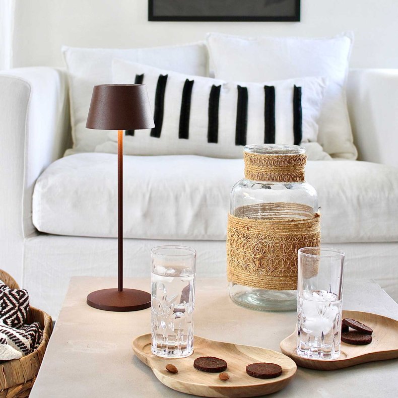 Modi Corten Table Lamp