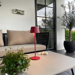 Modi Rubinr&ouml;d Bordslampa