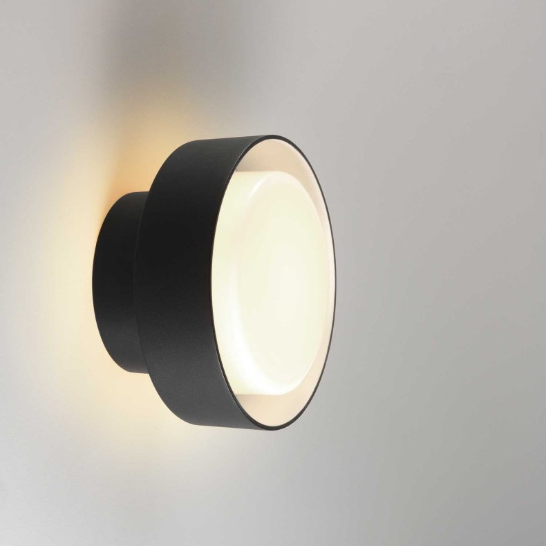 Plaff-on IP65 Wall Light/Ceiling Light