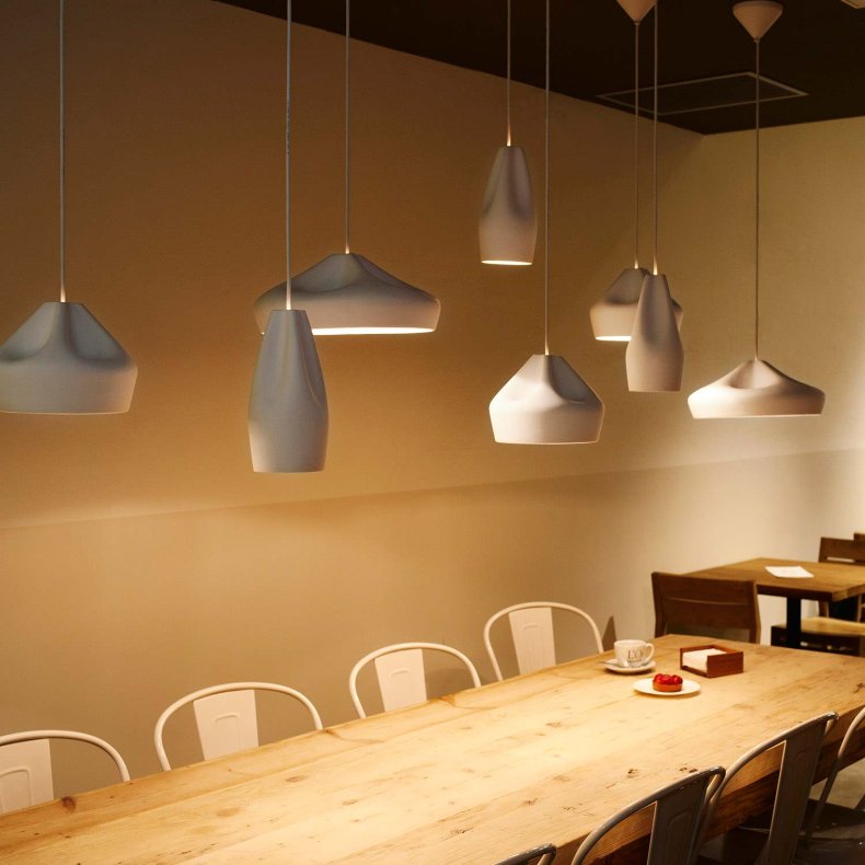 Pleat Box 13 sort/hvid Pendel