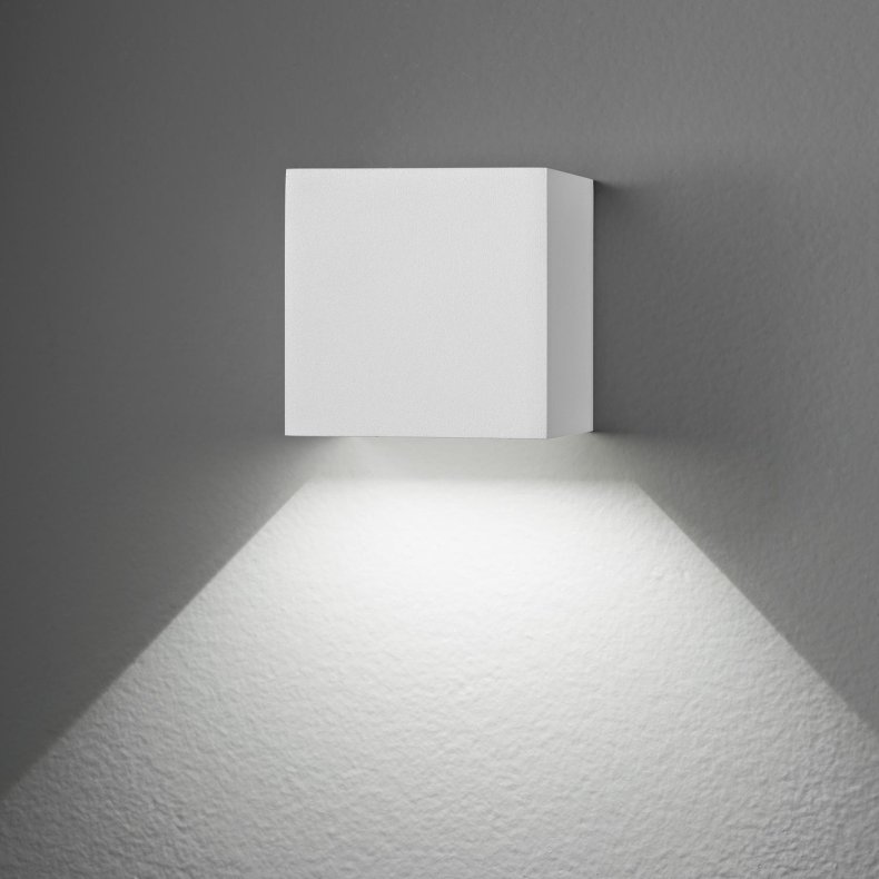 Secret Down IP54 Vgglampa