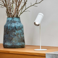 Sia Hvid Bordlampe