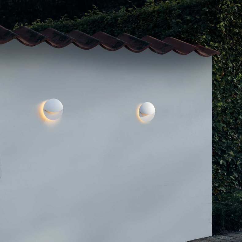 Smiley Matt White Wall Light