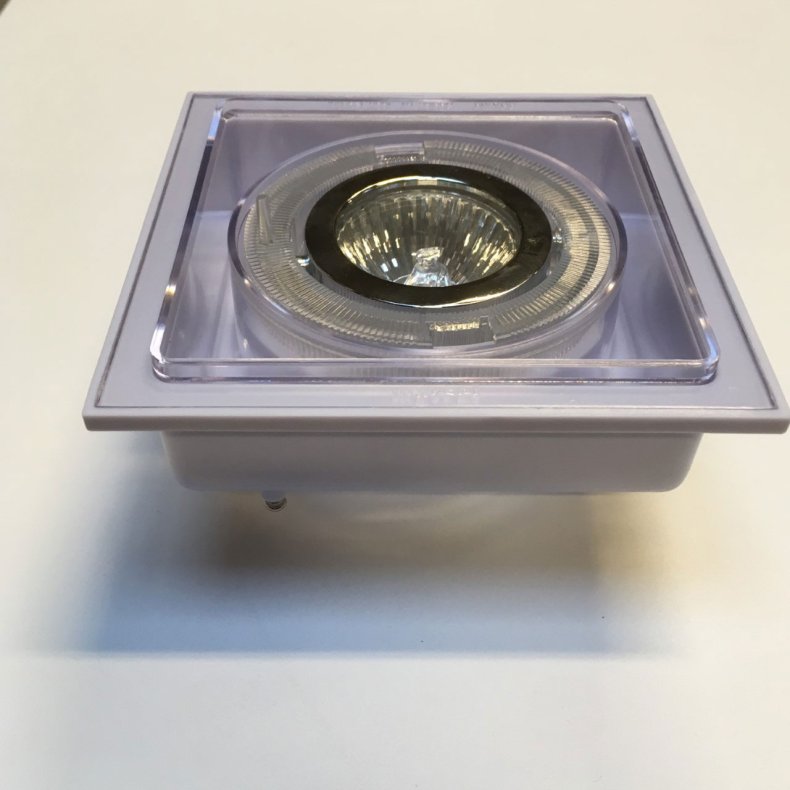 Sq.Axis Downlight