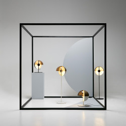 Theia M Bordslampa