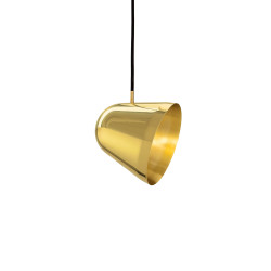 Tilt and Tilt S pendant light in brass - Lampefeber