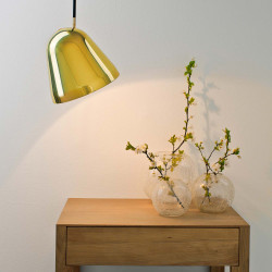 Tilt and Tilt S pendant light in brass - Lampefeber