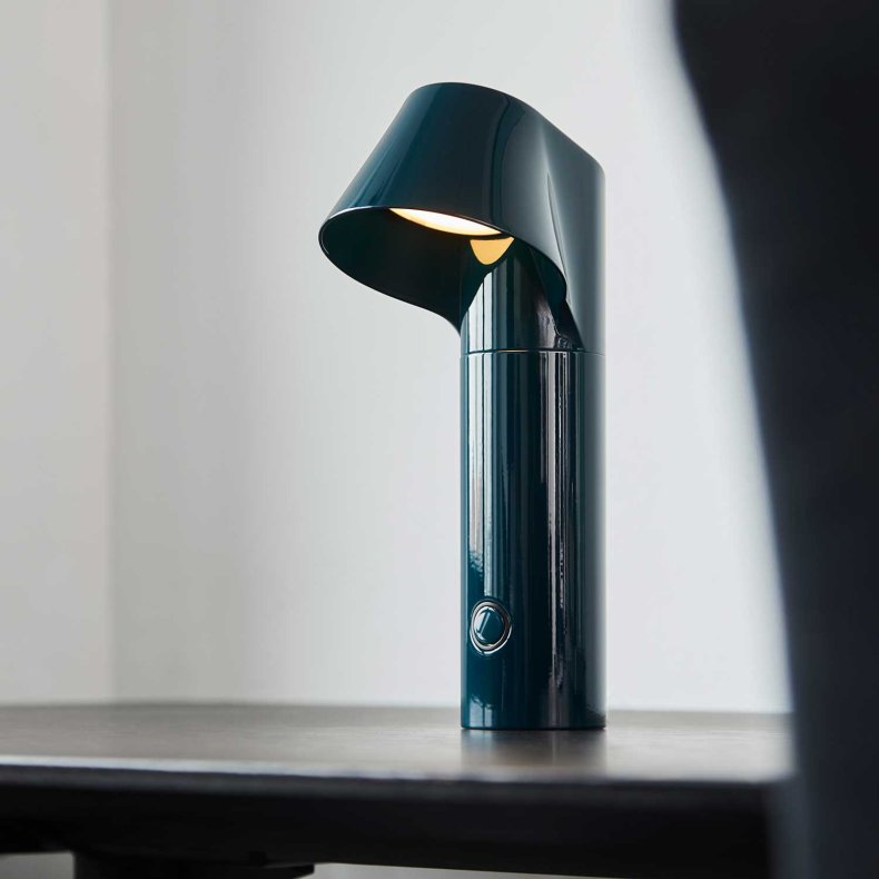 Willow Midnight Green Table Lamp